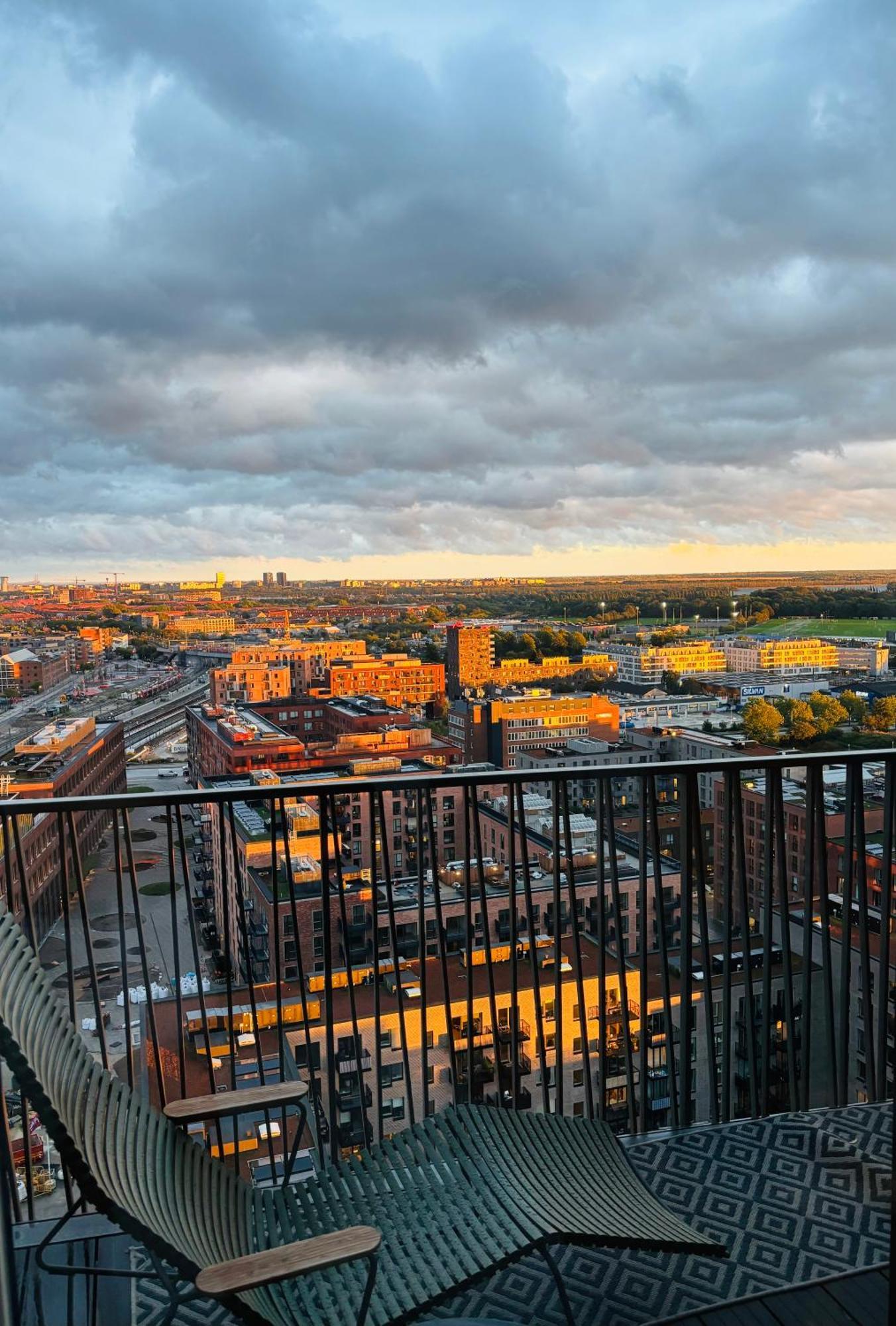 Appartement View From The 18th Floor Over Whole Of Copenhagen. *